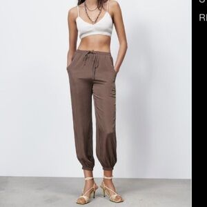 🌷NWT ZARA jogging pants